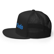 Load image into Gallery viewer, Gorra tipo trucker bordad azul