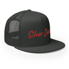 Load image into Gallery viewer, Gorra tipo trucker bordado rojo
