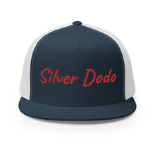 Load image into Gallery viewer, Gorra tipo trucker bordado rojo