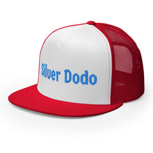 Load image into Gallery viewer, Gorra tipo trucker bordad azul