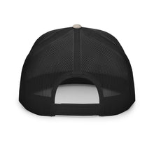 Load image into Gallery viewer, Gorra tipo trucker bordado rojo