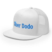 Load image into Gallery viewer, Gorra tipo trucker bordad azul
