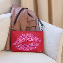 Load image into Gallery viewer, Bolso con correa Kiss rojo
