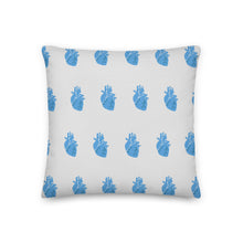 Load image into Gallery viewer, Cojín premium Corazones star