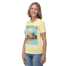 Load image into Gallery viewer, Camiseta para mujer Vuelo amarillo claro