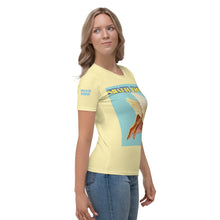 Load image into Gallery viewer, Camiseta para mujer Vuelo amarillo claro
