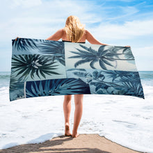 Load image into Gallery viewer, Toalla Azure Palms