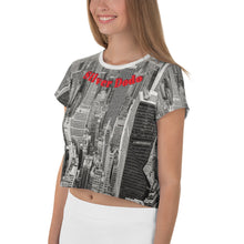 Load image into Gallery viewer, Camiseta corta  Kaia  letras rojas