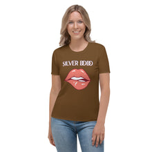 Load image into Gallery viewer, Camiseta para mujer Deva Labios marrón
