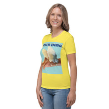 Load image into Gallery viewer, Camiseta para mujer Vuelo amarillo
