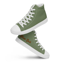 Load image into Gallery viewer, Zapatillas de lona de caña alta para hombre verde camuflaje