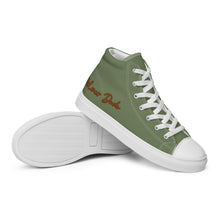 Load image into Gallery viewer, Zapatillas de lona de caña alta para hombre verde camuflaje
