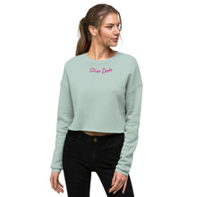 Load image into Gallery viewer, Sudadera Crop Leva bordado superior fucsia