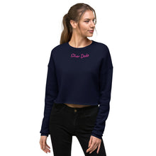 Load image into Gallery viewer, Sudadera Crop Leva bordado superior fucsia