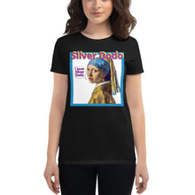 Load image into Gallery viewer, Camiseta de manga corta para mujer La Joven de la Perla