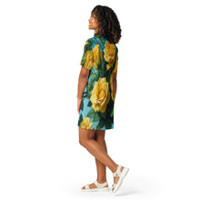 Load image into Gallery viewer, Vestido camiseta Golden Bloom
