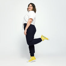 Load image into Gallery viewer, Zapatillas de lona de caña alta para mujer amarillo margarita
